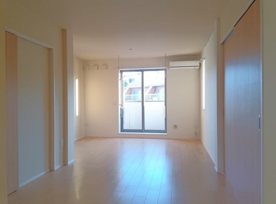 ヘーベルVillage 読売ランド前 ～Regina～