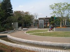 世田谷区立小泉公園