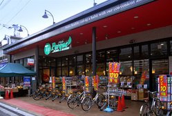 トップパルケ豪徳寺駅前店