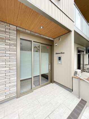 ウィステリアハウス