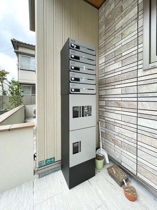 ウィステリアハウス