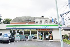 ファミリーマート深沢5丁目店