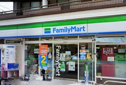 ファミリーマート上北沢4丁目店