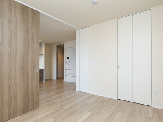 ヘーベルVillage市ヶ尾|Calme West