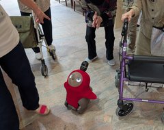 LOVOT(らぼっと)りんごちゃんお試し体験入居!?