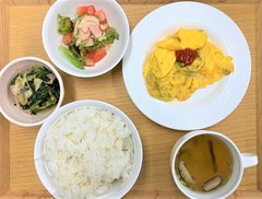 【昼食】夏野菜のオープンオムレツ