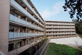 リリィパワーズレジデンス上大岡