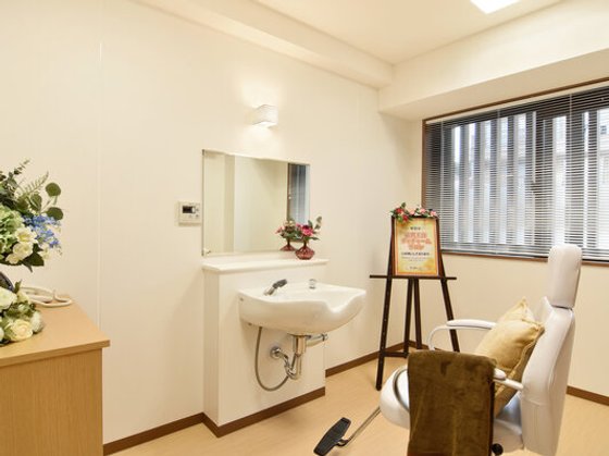 クラーチ・ファミリア西新宿