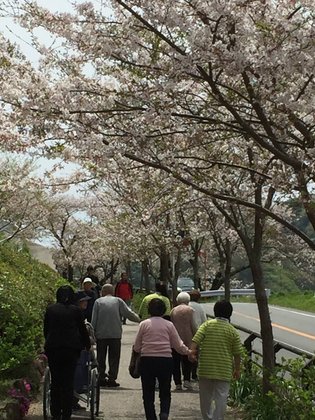 夢無限にらやま