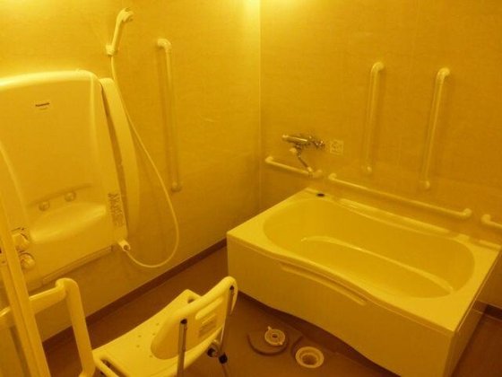 リブウェル石山東