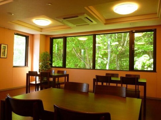 リブウェル石山東