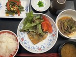 昼食のご案内