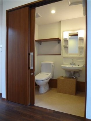 ユアサイド上野芝