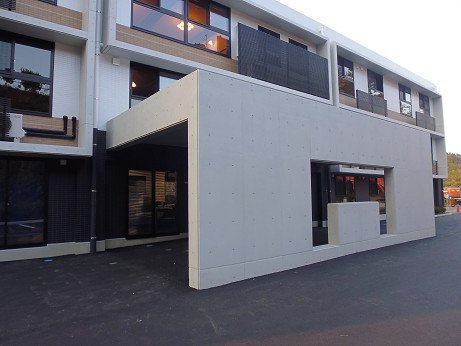 西山匝の費用・評判(宮崎県延岡市のサービス付き高齢者向け住宅