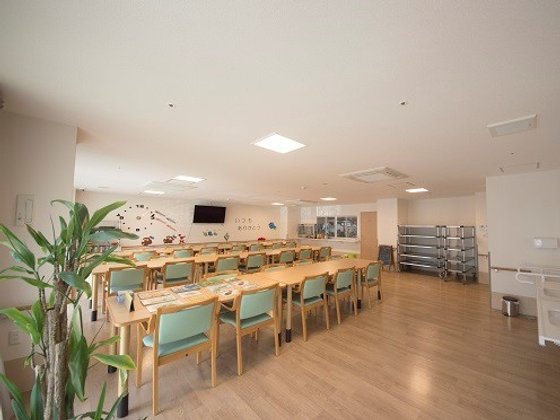 やさしい手シニアリビング やさしえ北梅田