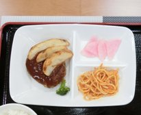 ハンバーグ定食