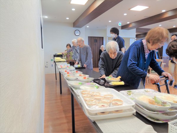 ビュッフェスタイル はなことばプラス西新井 足立区 Lifull 介護