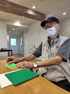 折り紙で楽しく脳トレーニング
