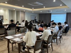 オープニング研修始まりました!!