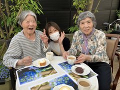 ☕中庭でティータイム☕