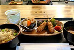 「おいしいは幸せ」をモットーに、旬の新鮮素材で