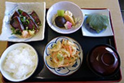 季節感を大切に、旬の食材を使った食事