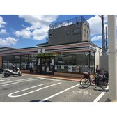 セブンイレブン唐崎北店が真向かいにあります!