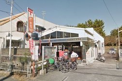 高槻唐崎西郵便局も近くで便利です!!