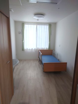 カルナシア元町