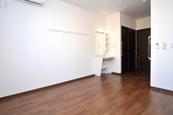 エミタス一志高野