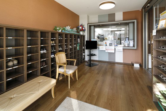 ナーシングホーム ケアリール各務原