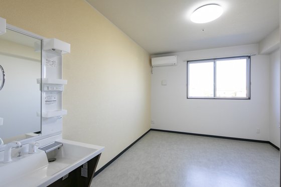 クルール津島江西