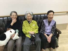 八王子高齢者賃貸マンション いちょう家族