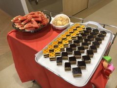 ケーキ・フルーツビュッフェ