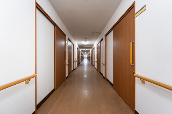 エヌズコート美原