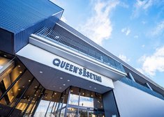 「仙川」駅周辺に広がる洗練されたショップ