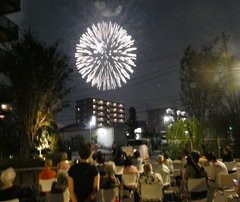 「夏の夜空を彩る、市川市民納涼花火大会!」
