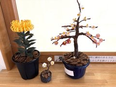 入居者様の造花を飾りました