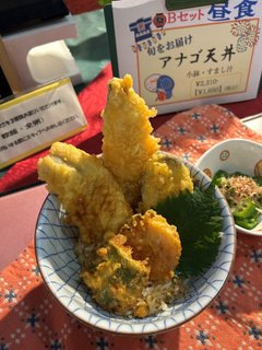 夏の豪華アナゴ天丼