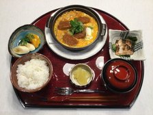 ヒレカツの卵とじ定食