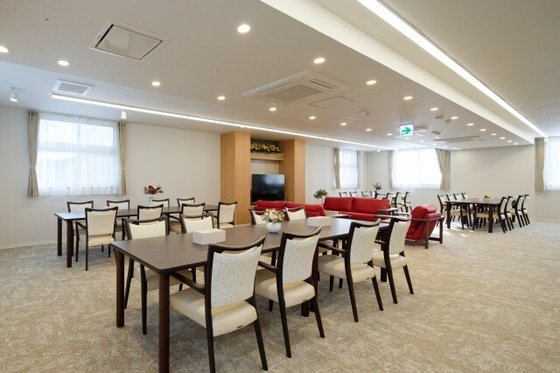 ゴールドエイジロイヤル一宮