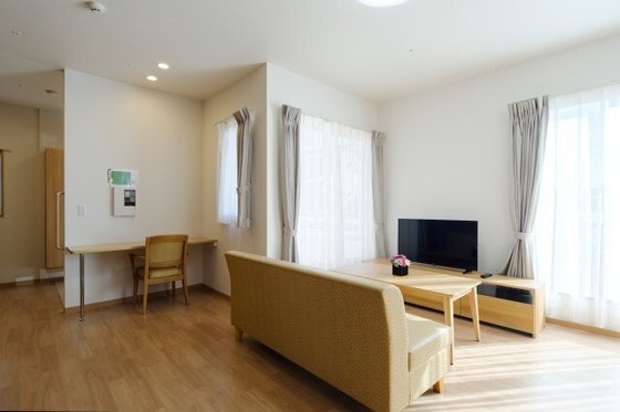 ゴールドエイジロイヤル一宮