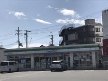 ファミリーマート