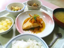 栄養バランスのとれた食事