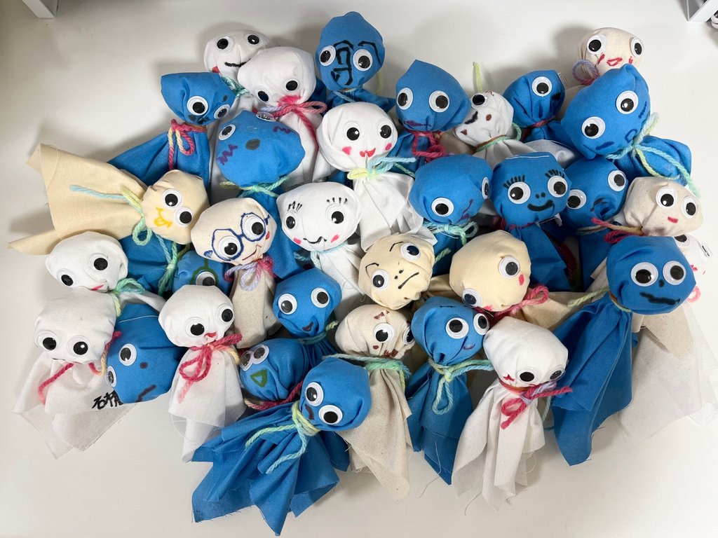 てるてる坊主制作。｜ルシエル伊丹(兵庫県伊丹市)｜LIFULL 介護