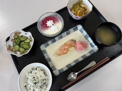 本日の昼食です🥢