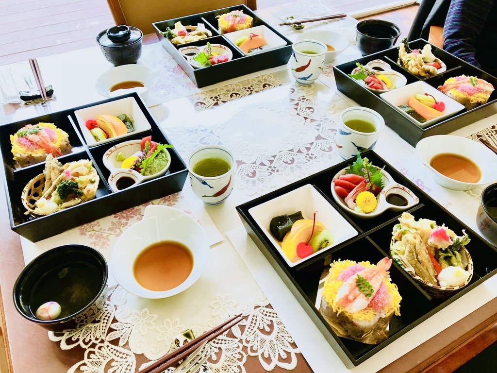 本日ランチメニュー『お花見御膳』｜すいとぴー港南台mio(横浜市港南区)｜LIFULL介護(旧HOME'S介護)