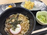 今日の昼食は何でしょう( *´艸`)?