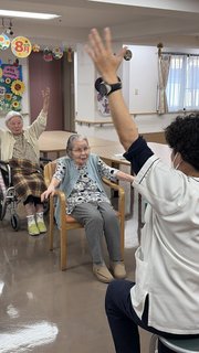 みんなで楽しく体力づくり!「集団体操」が始まりました✨