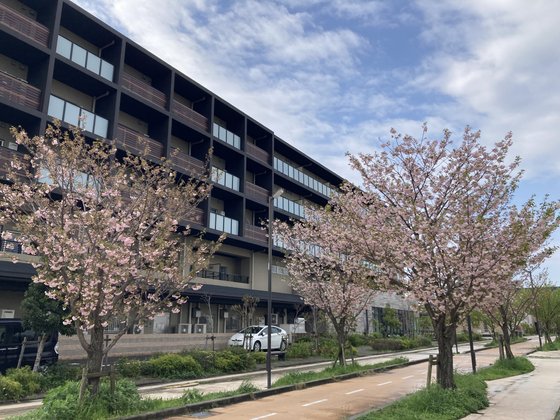 カルナス城野駅前